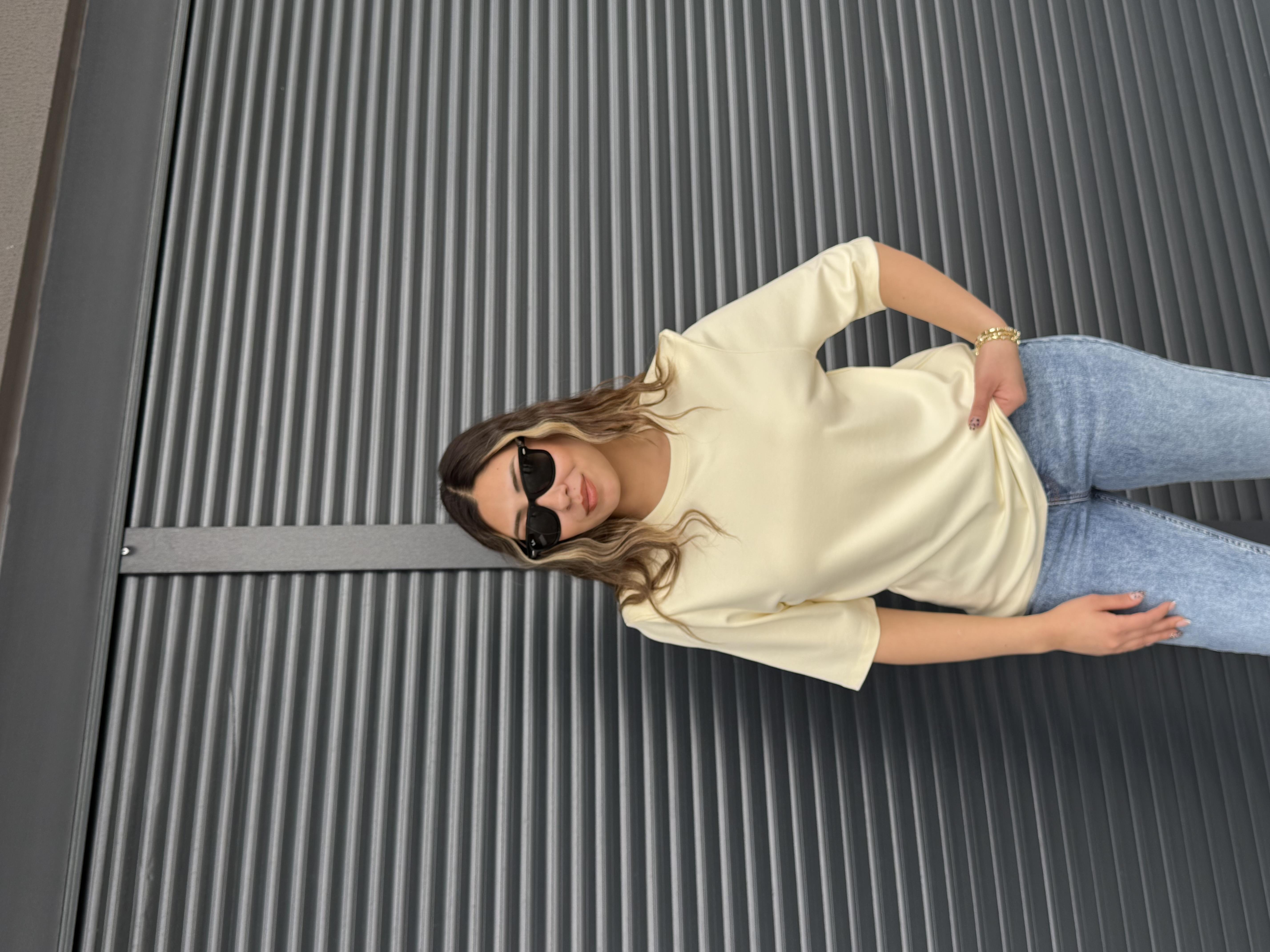 Vatkalı Basic T-shirt  Açık Sarı