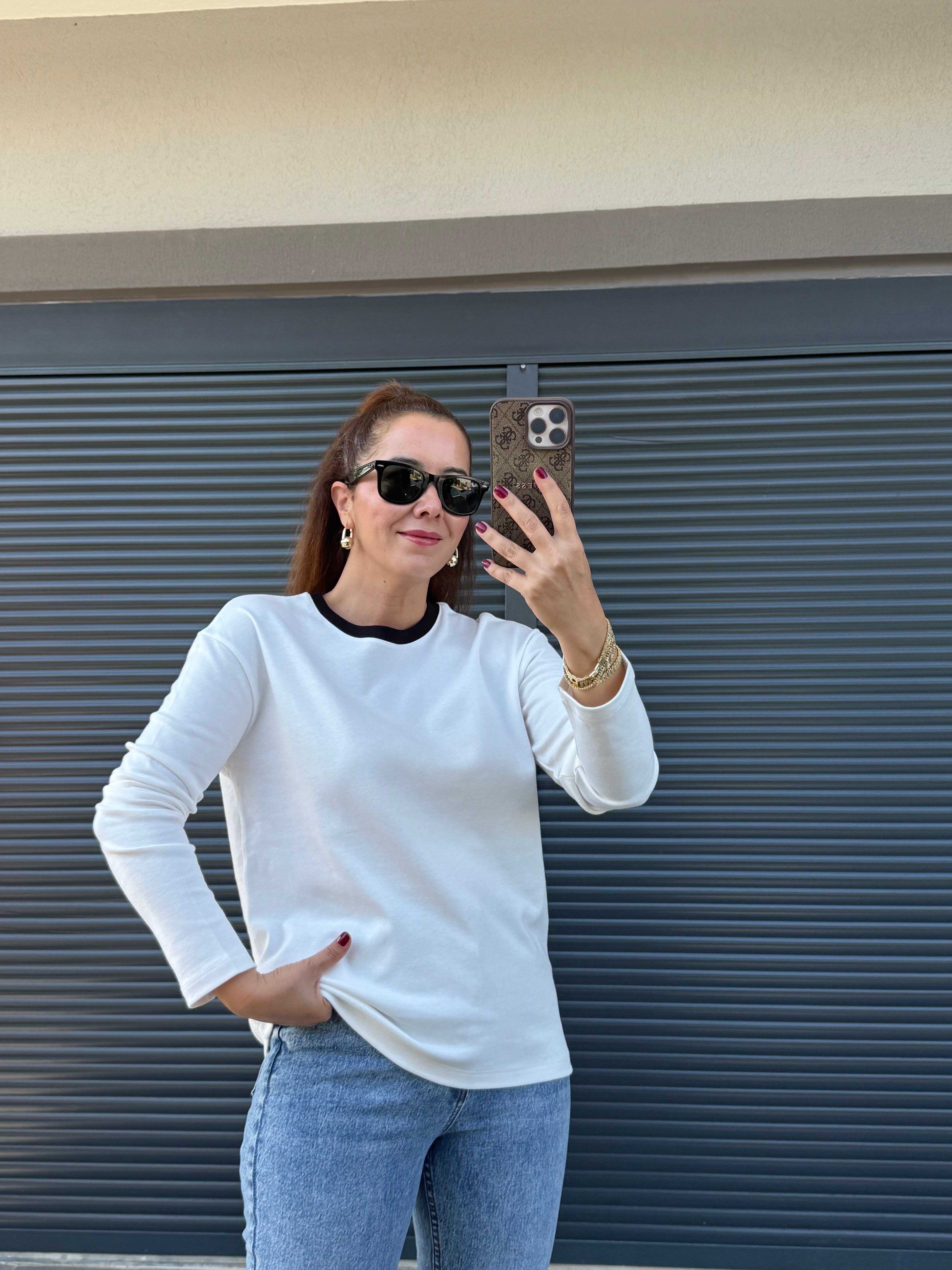 Yakası Garnili Basic Bluz Beyaz