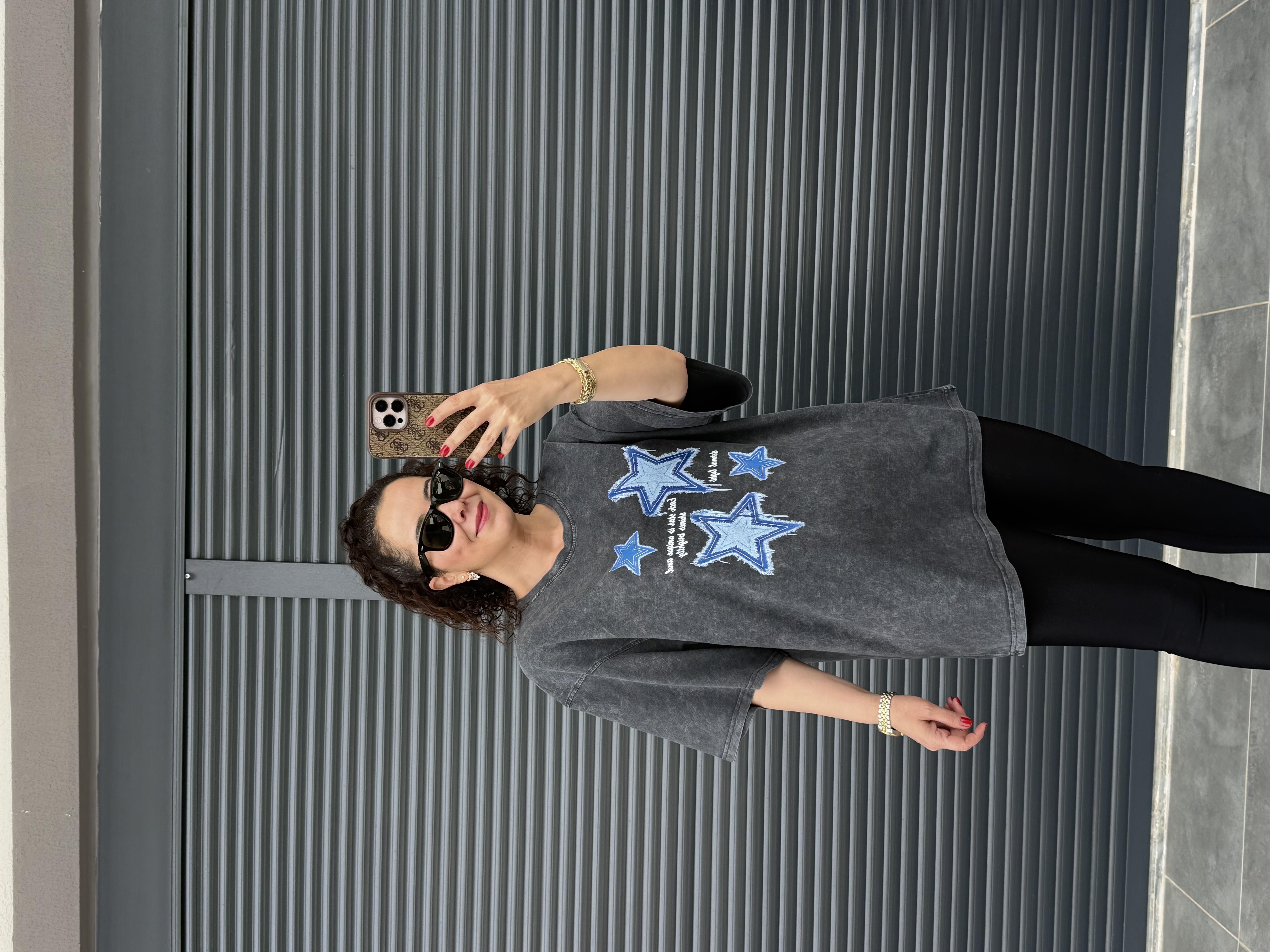 Yıldız Eskitme Oversize T-shirt