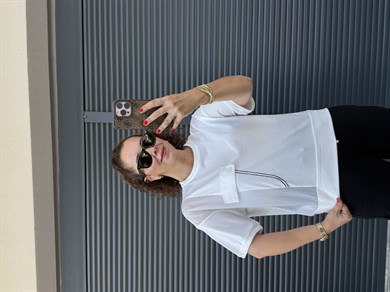 Cepli Şerit Detaylı T-Shirt Beyaz