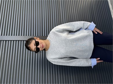 Çizgili Gömlek Detaylı Sweatshirt