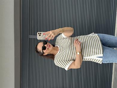 Çizgili Yırtmaç Detaylı İthal T-shirt Haki