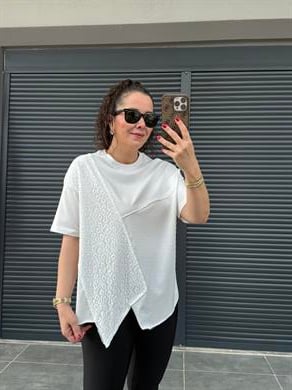 Dantel Detaylı Tasarım T-shirt Beyaz
