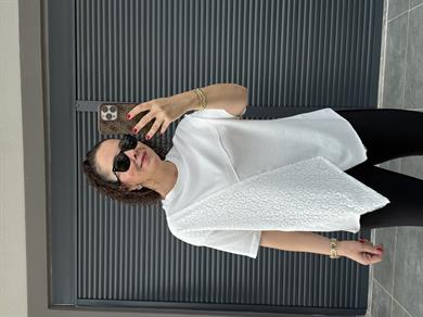 Dantel Detaylı Tasarım T-shirt Beyaz