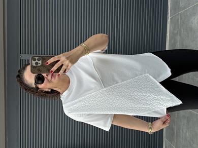 Dantel Detaylı Tasarım T-shirt Beyaz