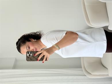 Dilvin Önü Dikiş Detaylı T-Shirt Beyaz