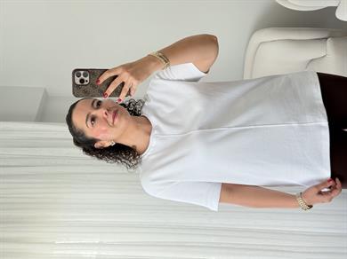 Dilvin Önü Dikiş Detaylı T-Shirt Beyaz