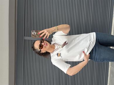 Fularlı Basıc T-shirt Beyaz