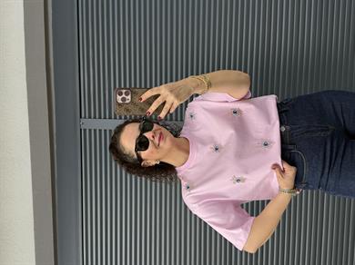 Göz Nakışlı İncili T-Shirt Pembe