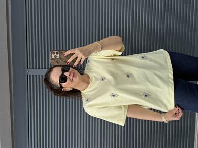 Göz Nakışlı İncili T-Shirt Sarı