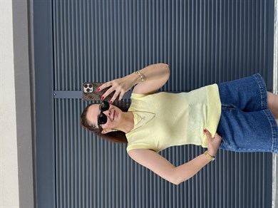 İnce Triko Kolsuz Bluz Sarı