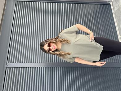 İthal Modal Sırt Pile Detaylı Basic  T-Shirt Haki