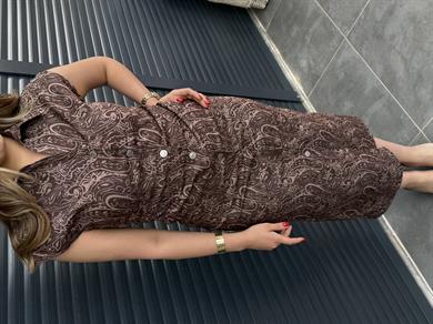 Kahverengi Şal Desen Önü Düğmeli Elbise