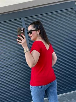 Modal Kumaş Ön Arka V Yaka T-Shirt Kırmızı
