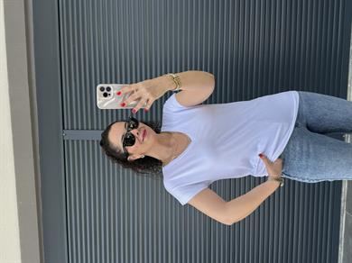 Modal Kumaş  V Yaka T-Shirt Beyaz