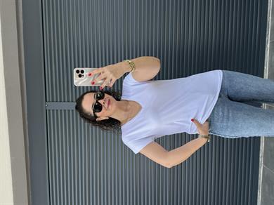 Modal Kumaş  V Yaka T-Shirt Beyaz