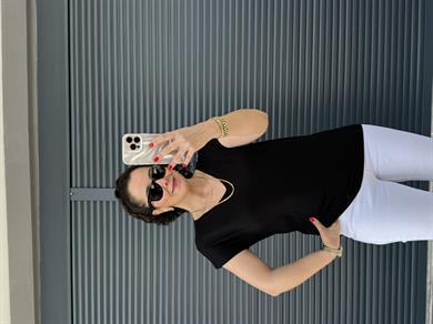 Modal Kumaş  V Yaka T-Shirt Siyah