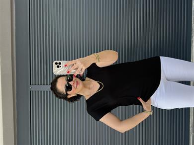 Modal Kumaş  V Yaka T-Shirt Siyah