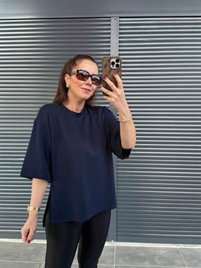 Modal Kumaş Yan Yırtmaçlı Basic T-Shirt Lacivert