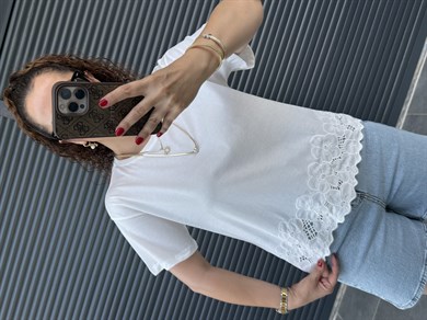 Premium Çiçek Güpür Detaylı T-shirt Ekru