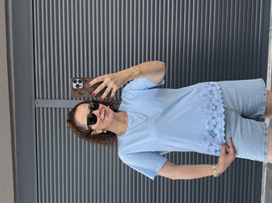 Premium Çiçek Güpür Detaylı T-shirt Mavi