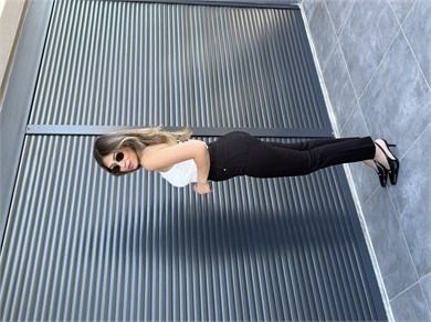 Premium Kesik Paça Toparlayıcı Boy Fit Jean Siyah