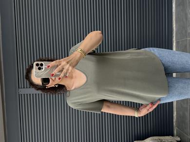 Premium V Yaka Salaş T-shirt Haki