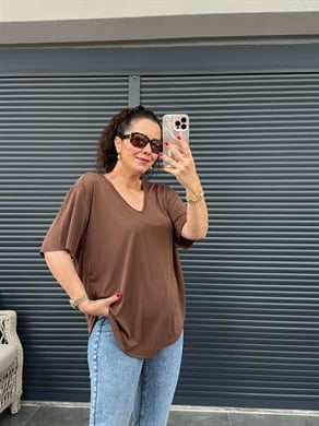 Premium V Yaka Salaş T-shirt Kahverengi