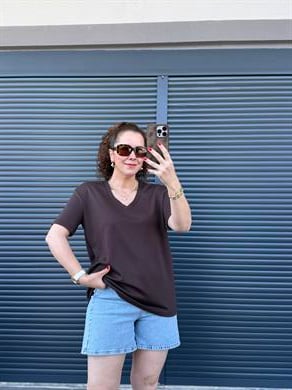 V Yaka Modal Kumaş T-shirt Acı Kahve 