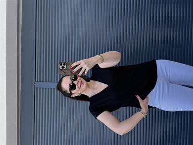 V Yaka Yarasa Kol Modal T-shirt Siyah