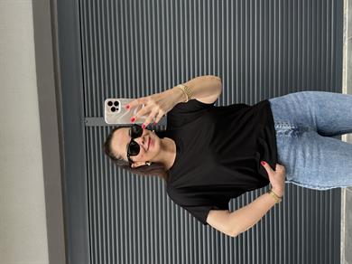 Yarasa Kol Arkası Çıtçıt Detaylı T-shirt Siyah