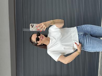 Yarasa Kol Arkası Çıtçıt Detaylı T-shirt Ekru