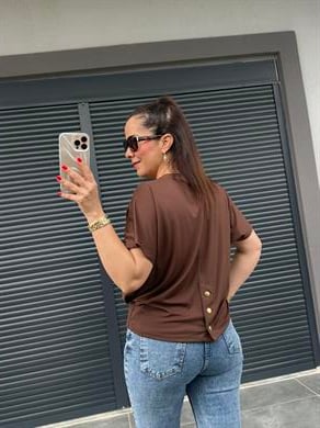Yarasa Kol Arkası Çıtçıt Detaylı T-shirt Kahverengi