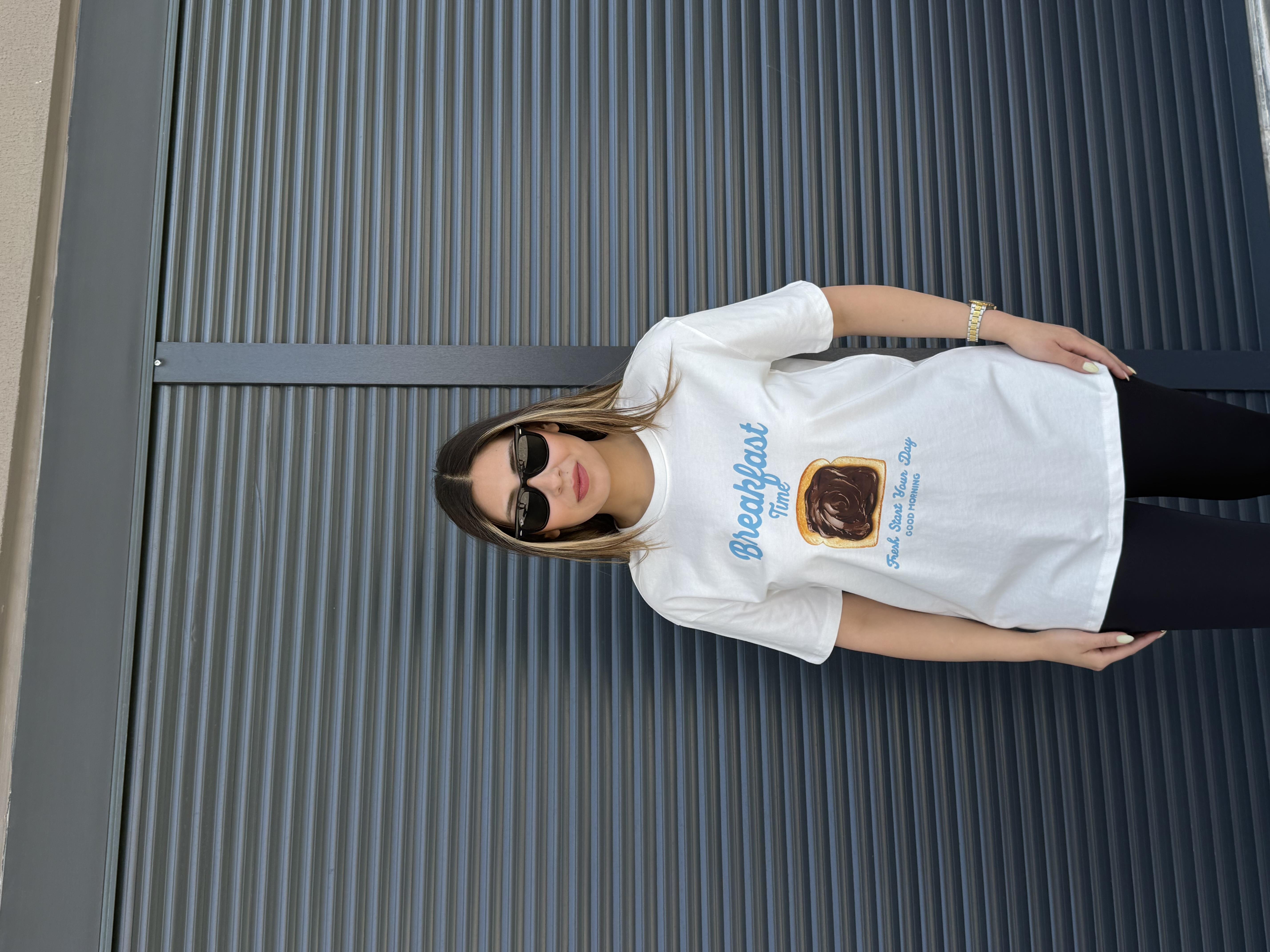 Çikolatalı Ekmek Baskılı T-shirt  Beyaz