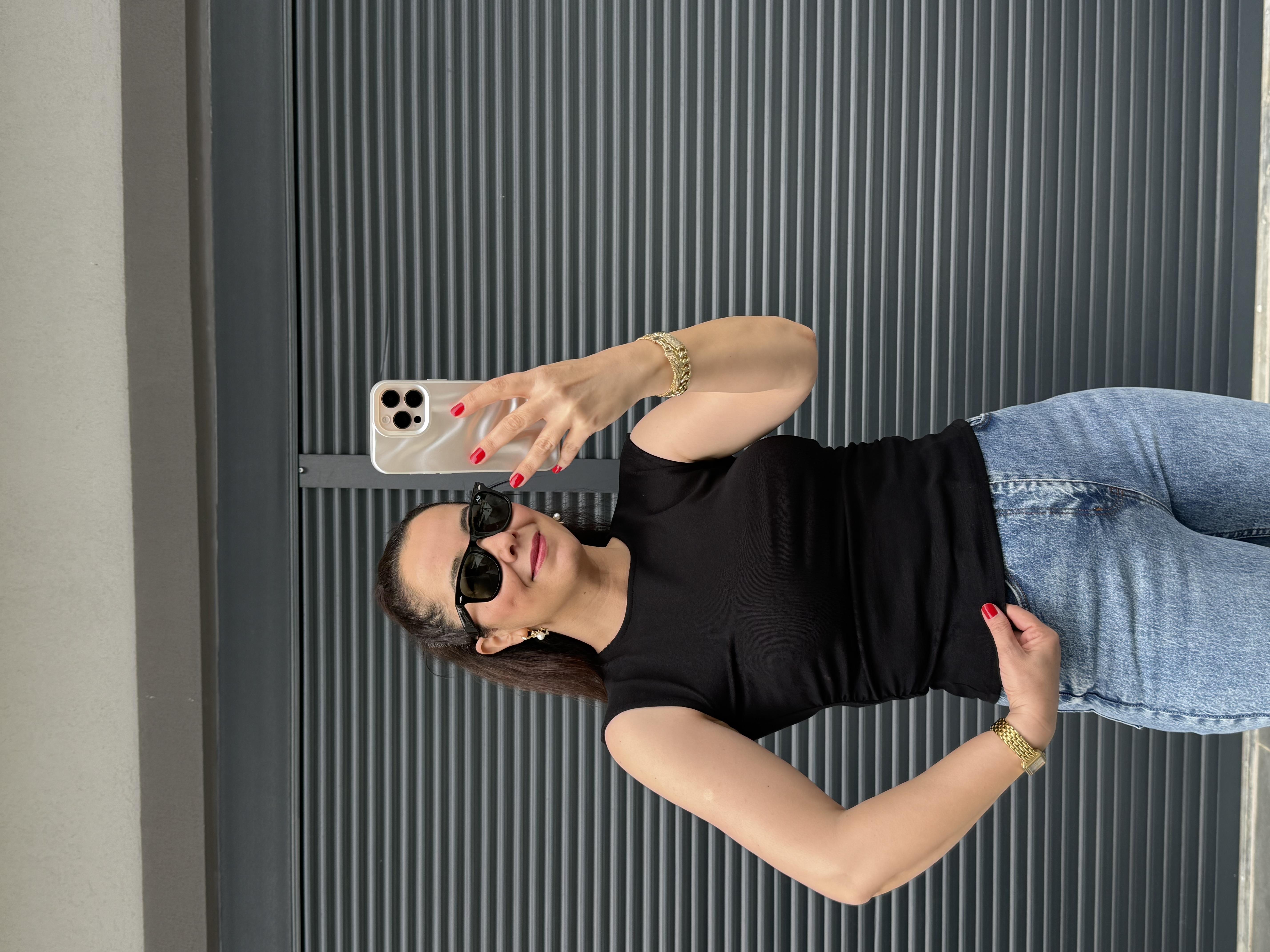 Dilvin Büzgülü Basic Bluz Siyah