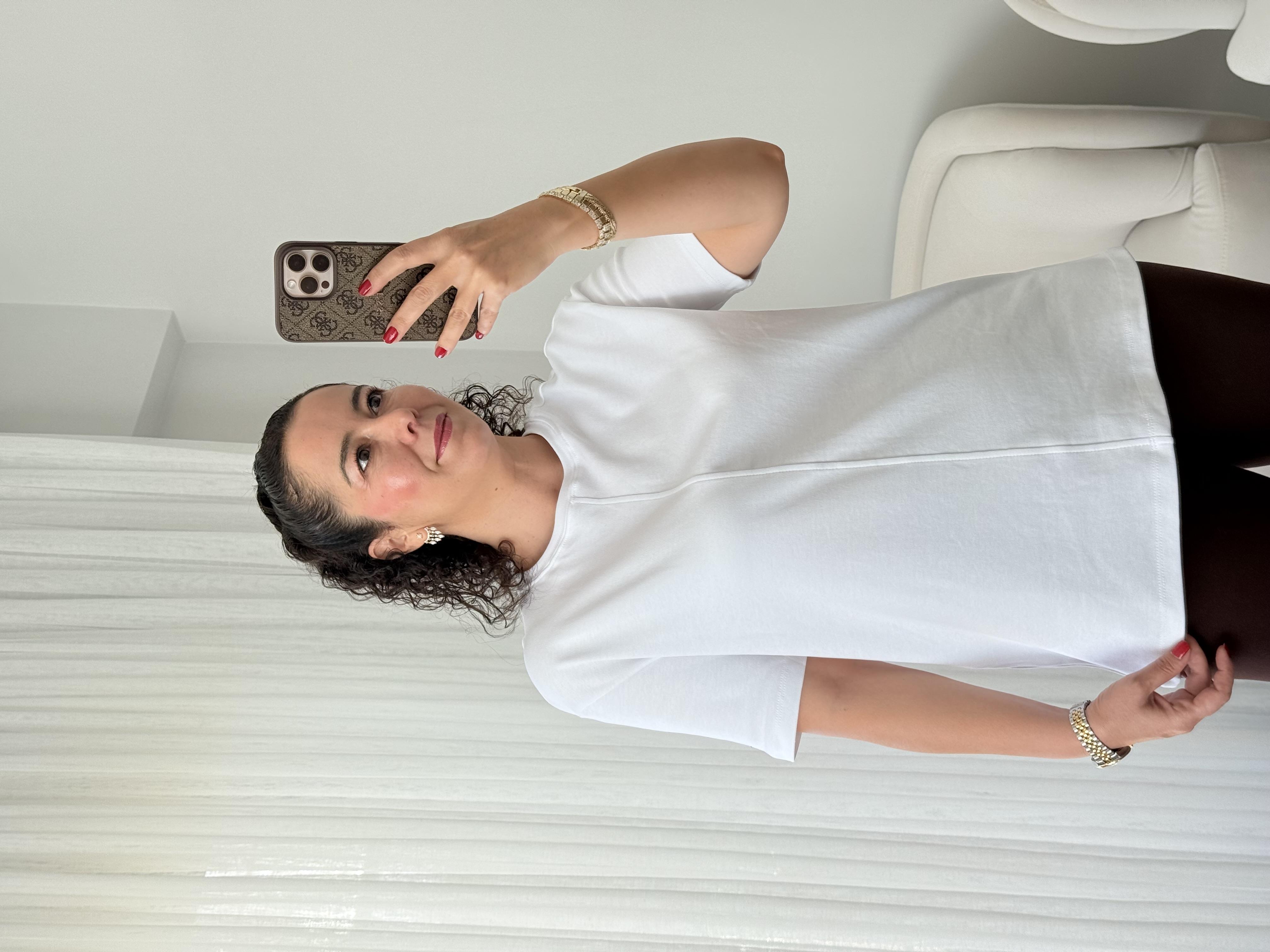 Dilvin Önü Dikiş Detaylı T-Shirt Beyaz