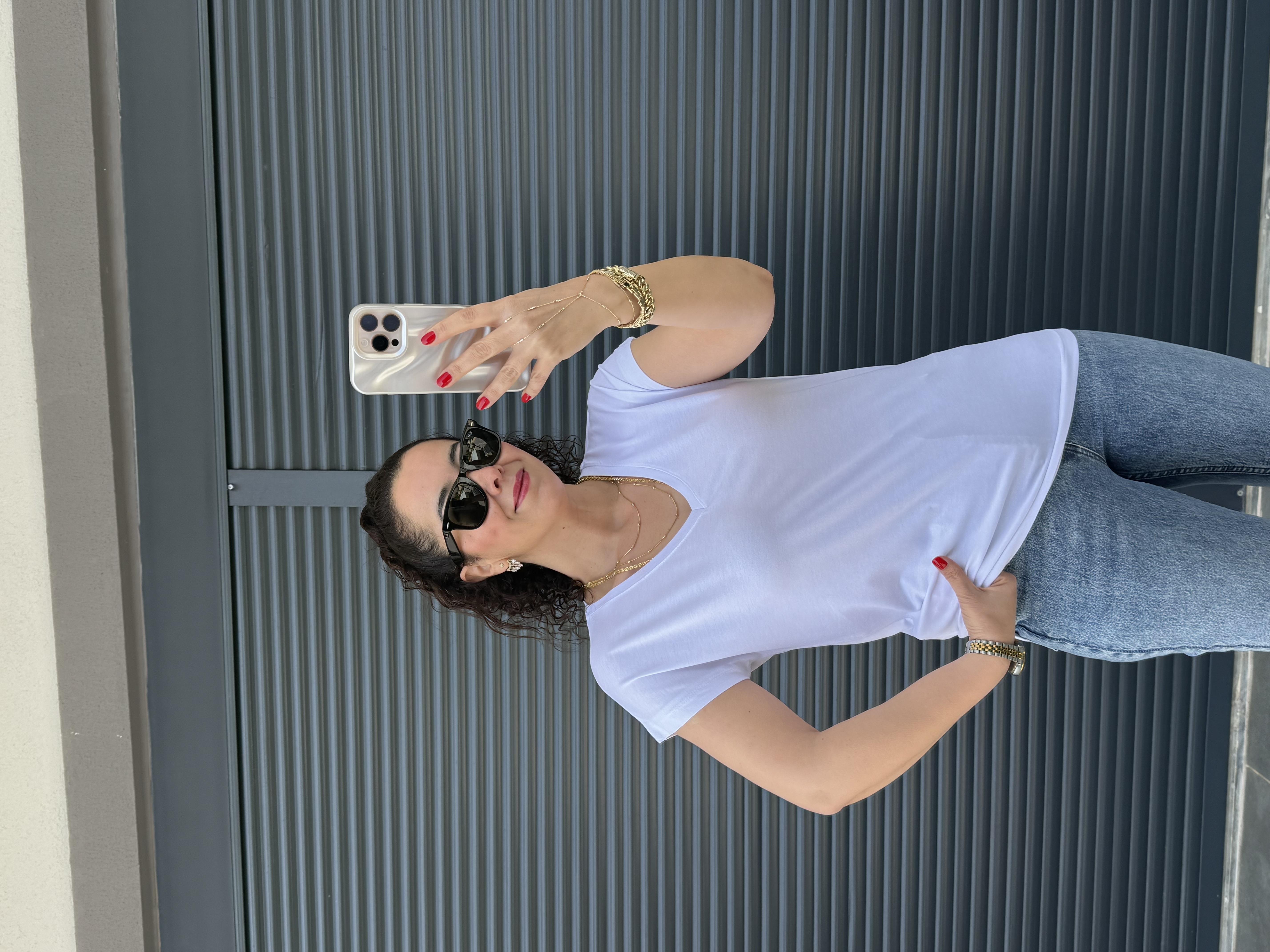 Modal Kumaş  V Yaka T-Shirt Beyaz
