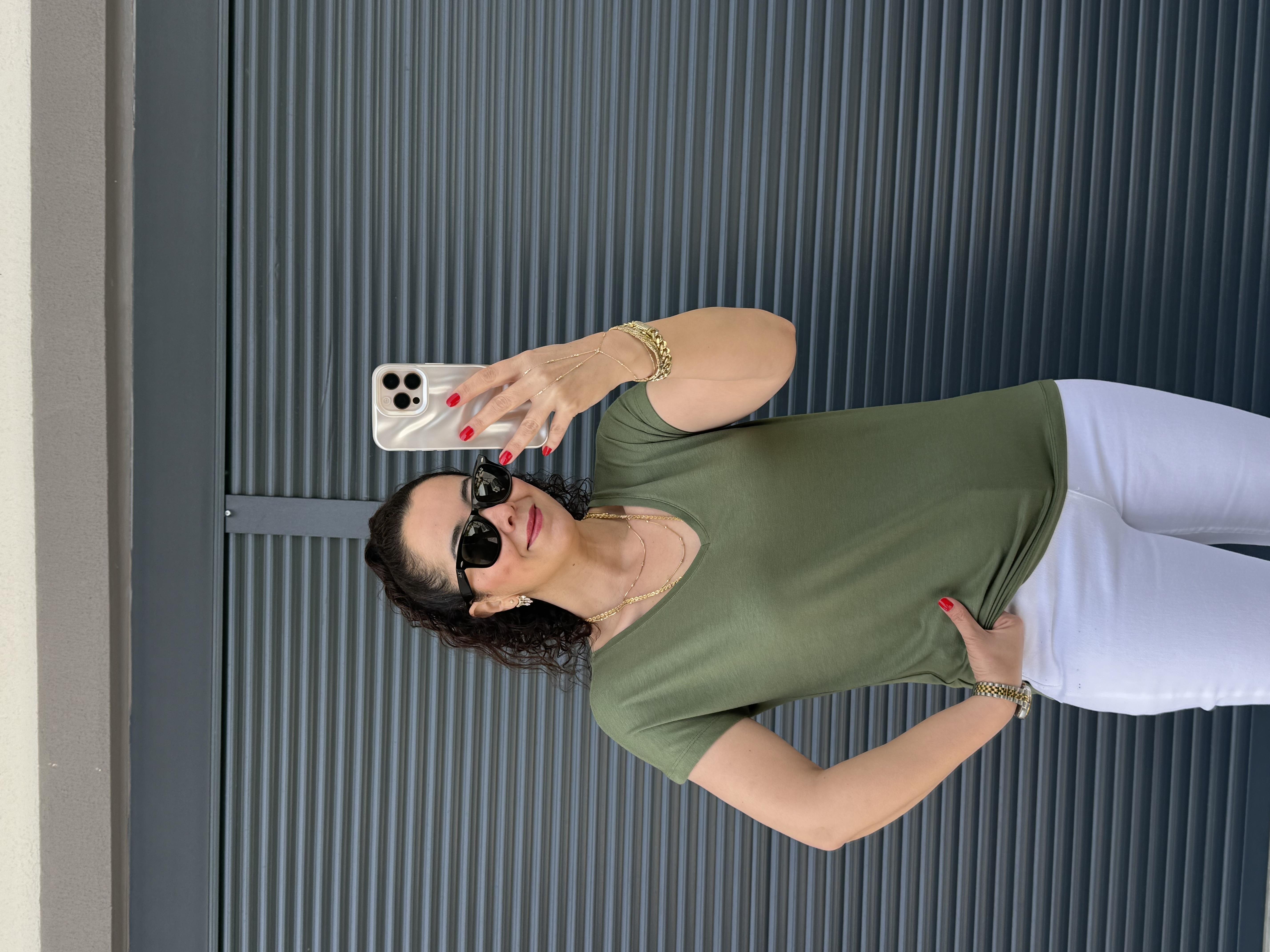 Modal Kumaş  V Yaka T-Shirt Haki