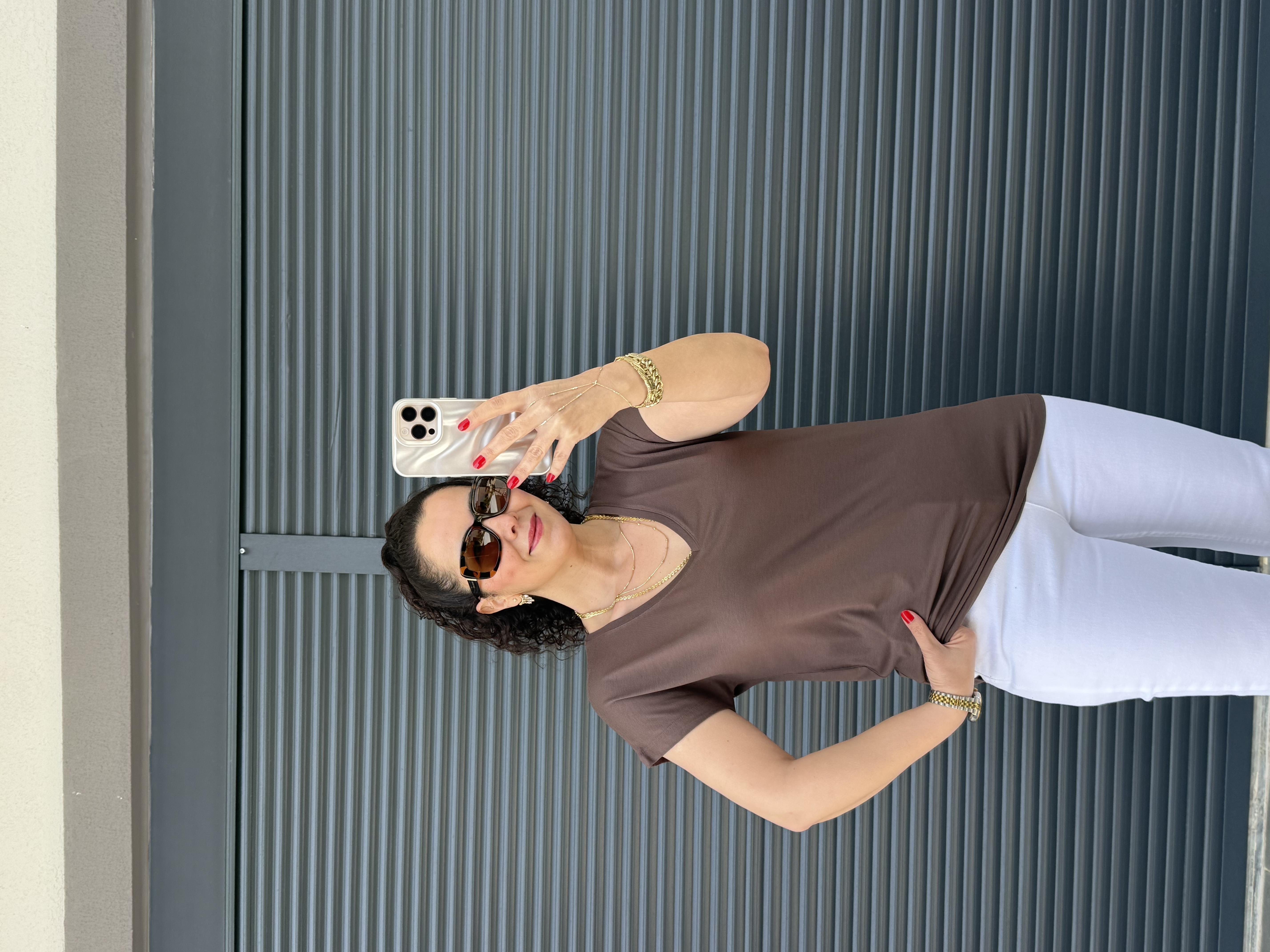 Modal Kumaş  V Yaka T-Shirt Kahverengi