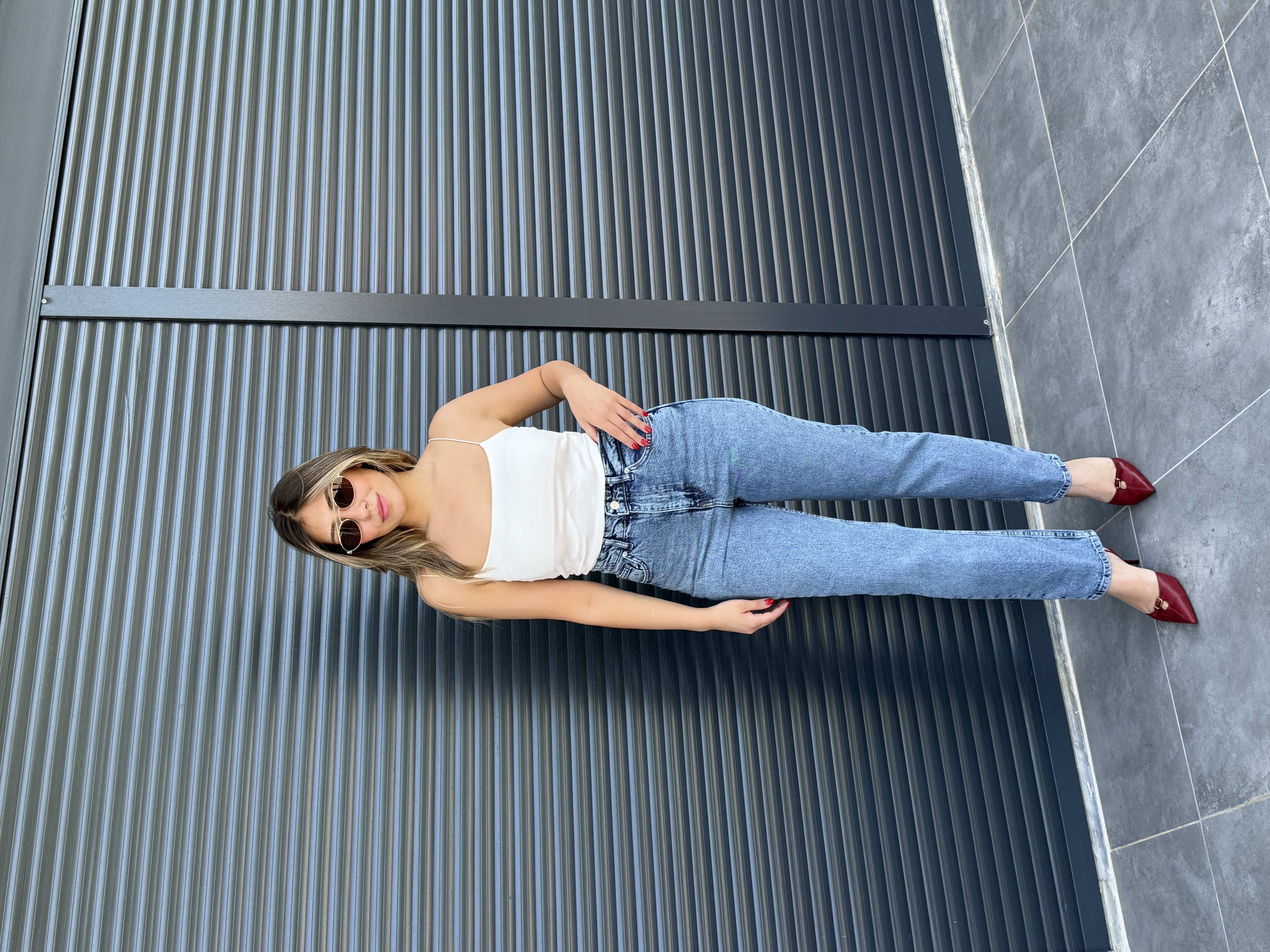Premium Kalem Paça Toparlayıcı Boy Fit Jean Orta Mavi