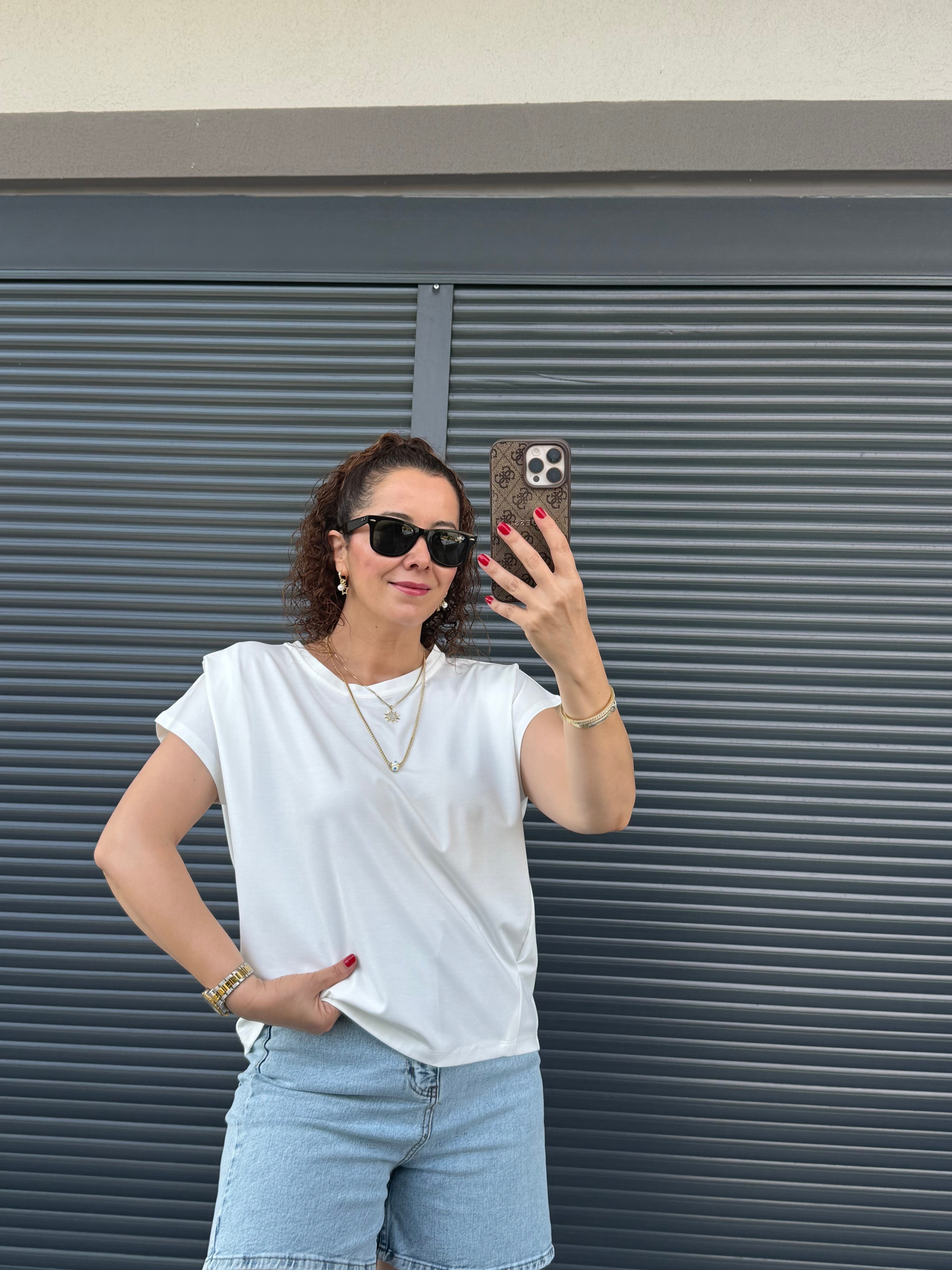 Premium Omuz Detaylı Tasarım T-shirt Ekru