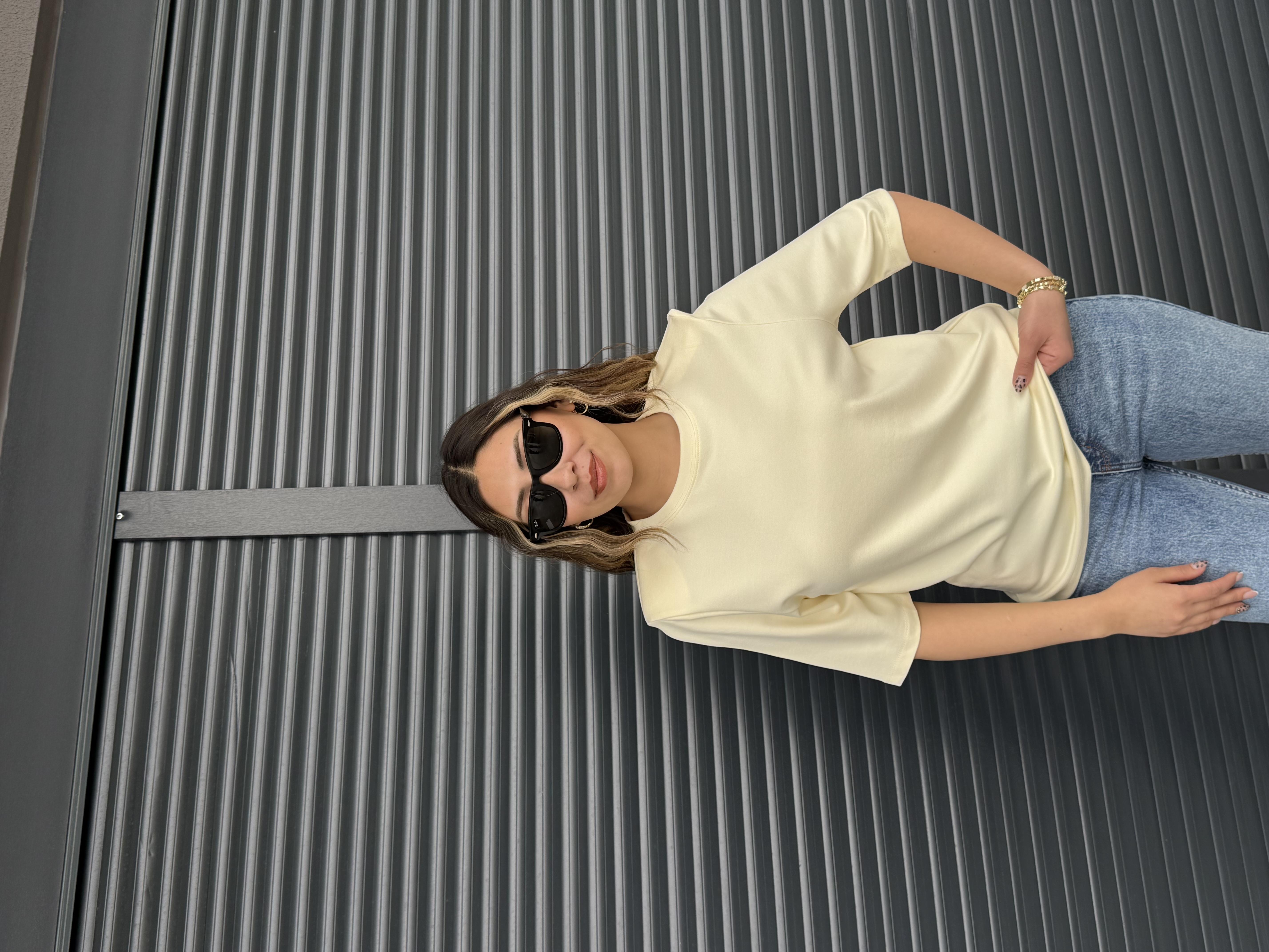 Vatkalı Basic T-shirt  Açık Sarı