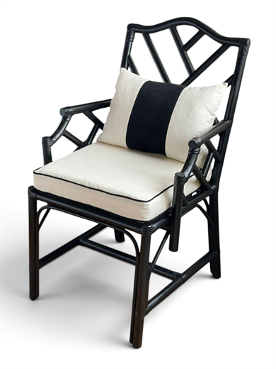 Classy Rattan Berjer