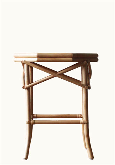 Classy Rattan Sehpa