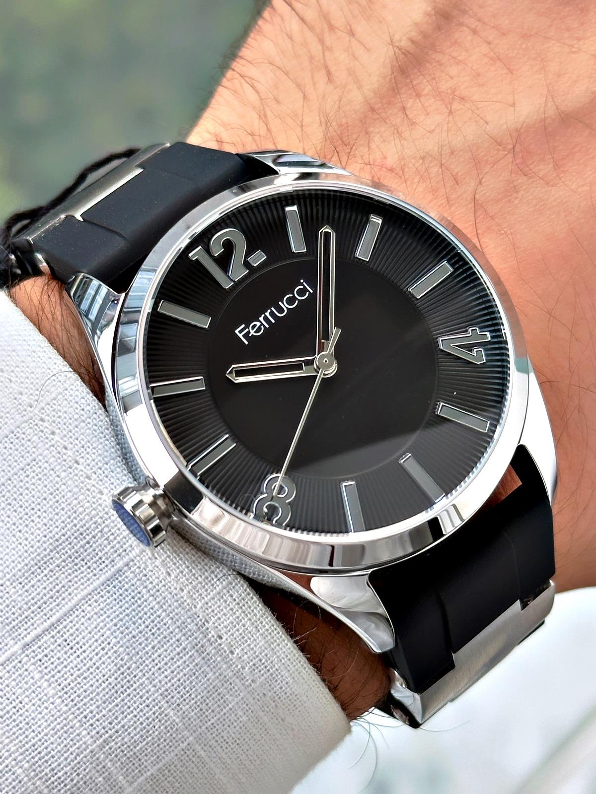 Ferrucci Siyah Renk Silikon Kordon Erkek Kol Saati 03369DYKUAK000551-Ferrucci