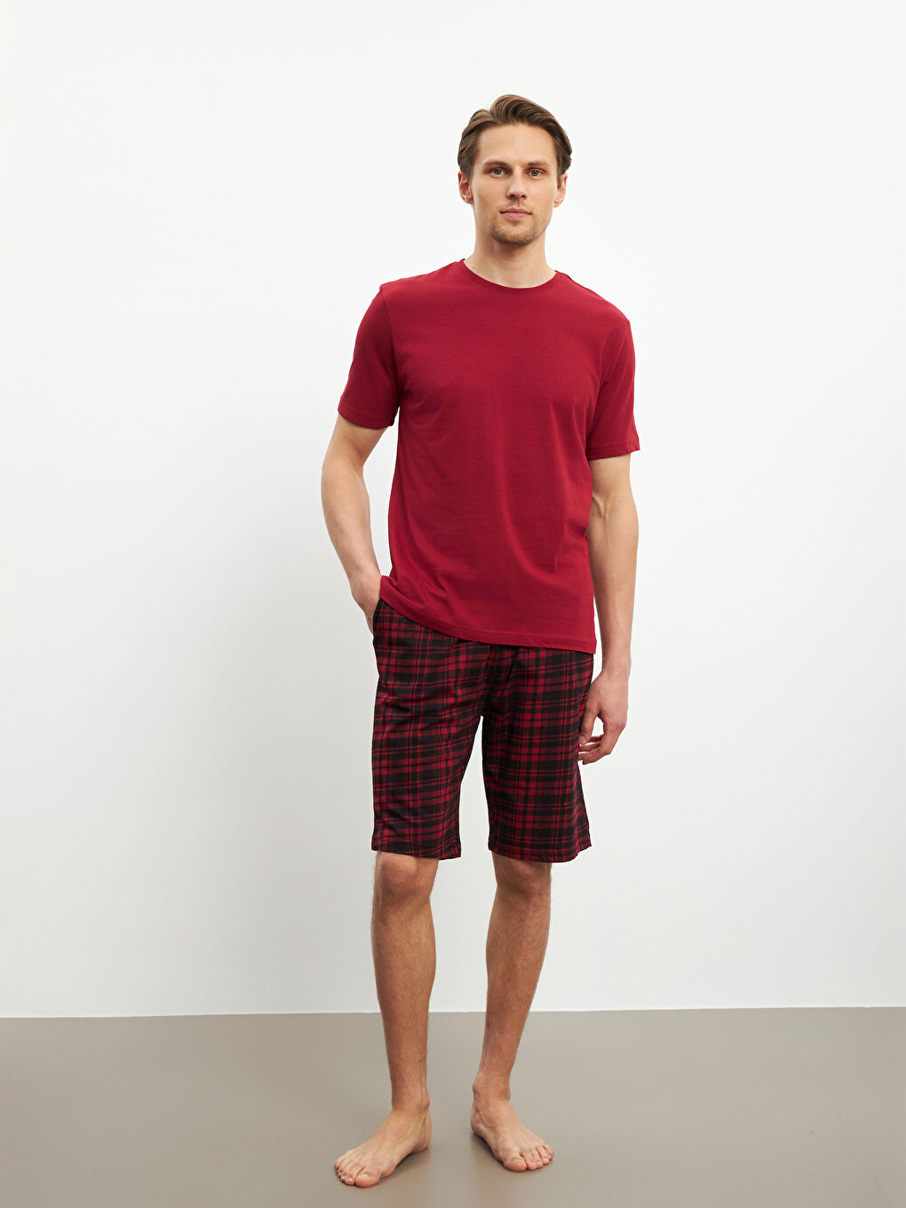 Kırmızı Standart Kalıp Erkek Şortlu Pijama Takımı25S55542H8BU-S55542H8-KırmızıLCW