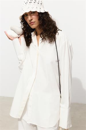 Beyaz Duble Manşet Gömlek 