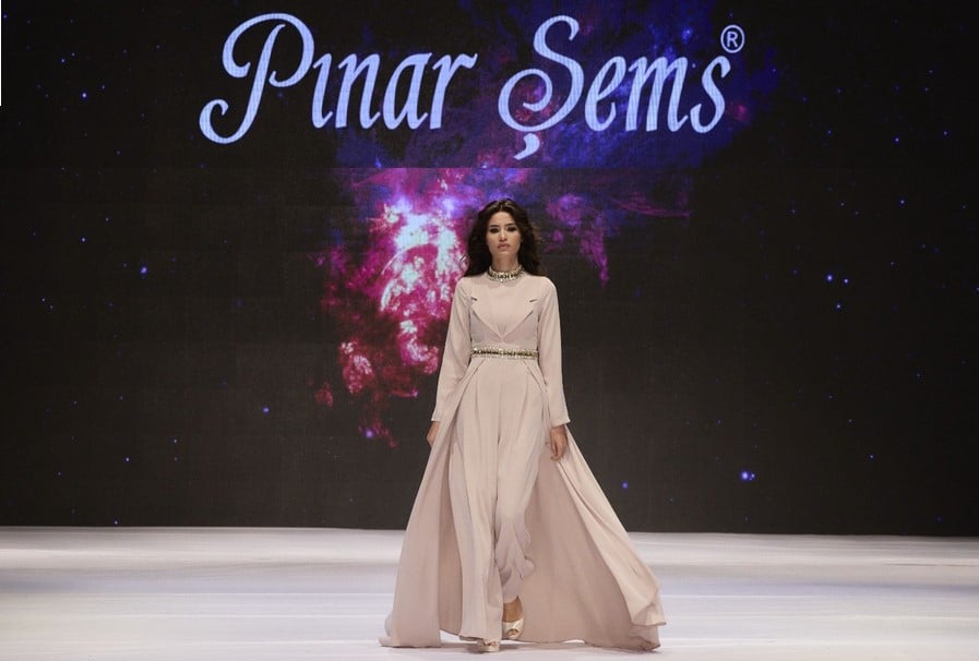 Pınar Şems Tesettür Abiye Elbise Kusursuz Görünüm Moda