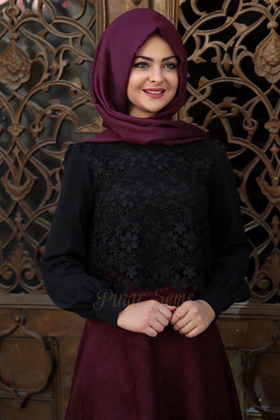 Pınar Şems Dantel Pelerinli Gömlek Siyah