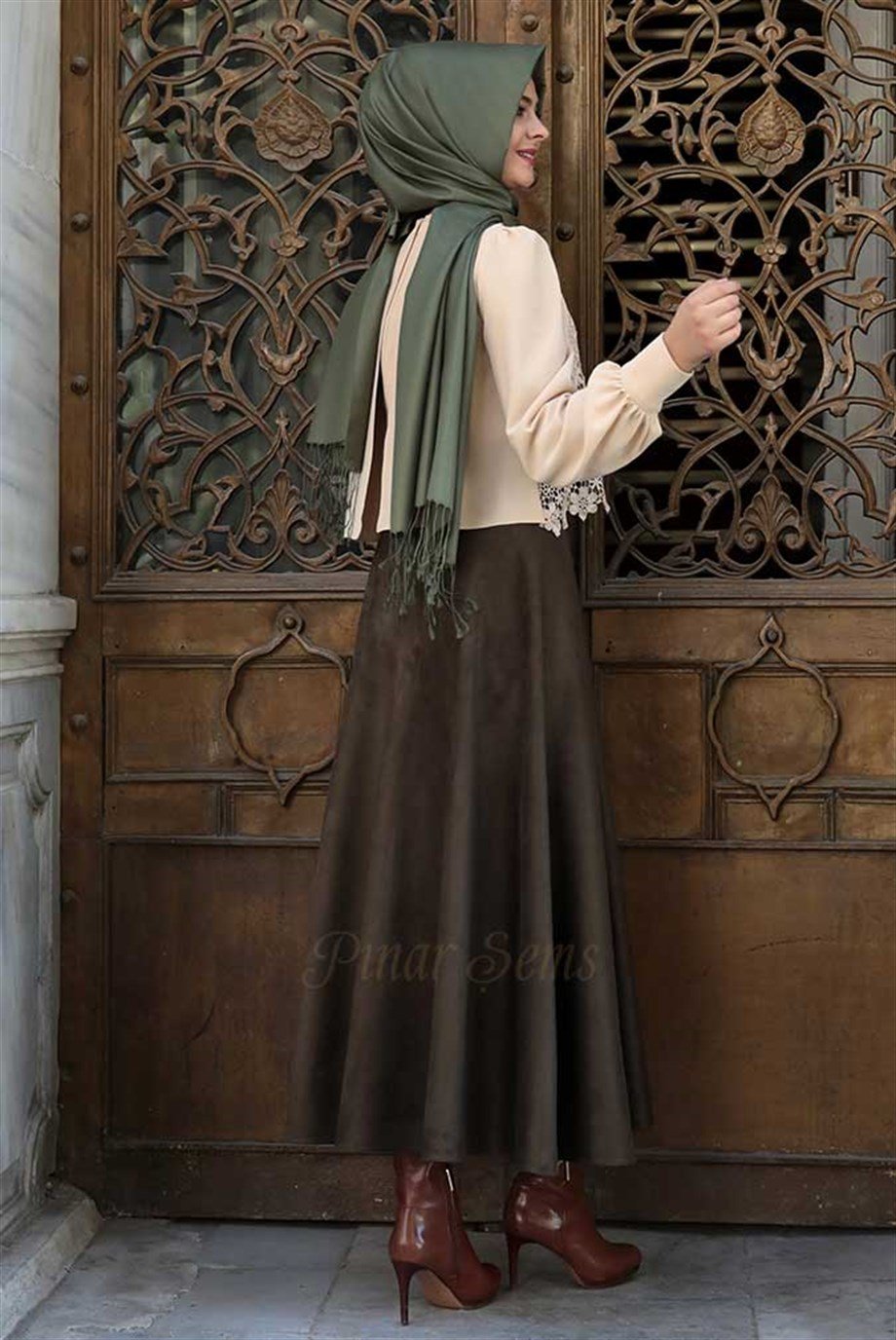 Pınar Şems Fiyonklu Süet Etek Haki